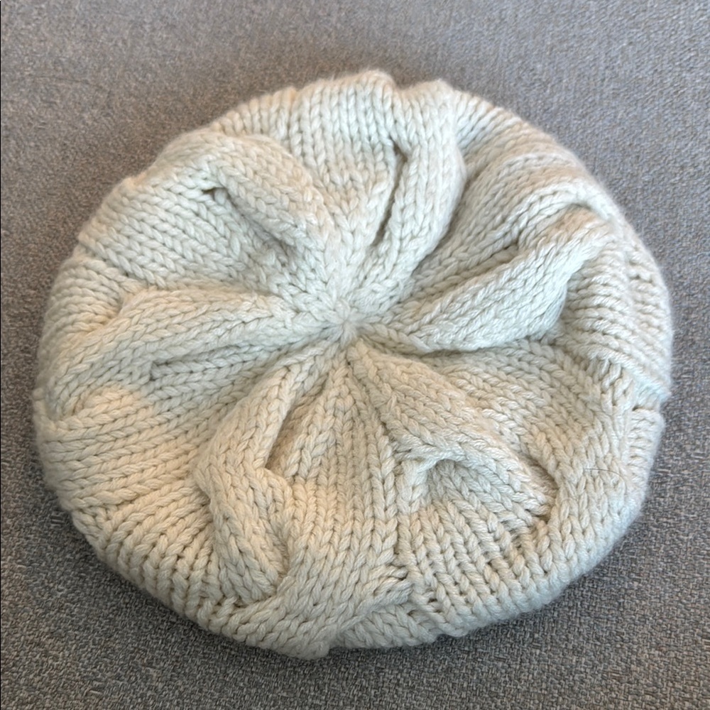 Cozy Knit Cream Beret